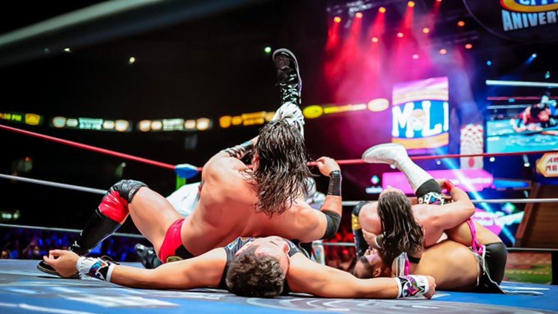 Lucha Libre: Dulce Gardenia se convulsiona sobre el ring en plena función del CMLL