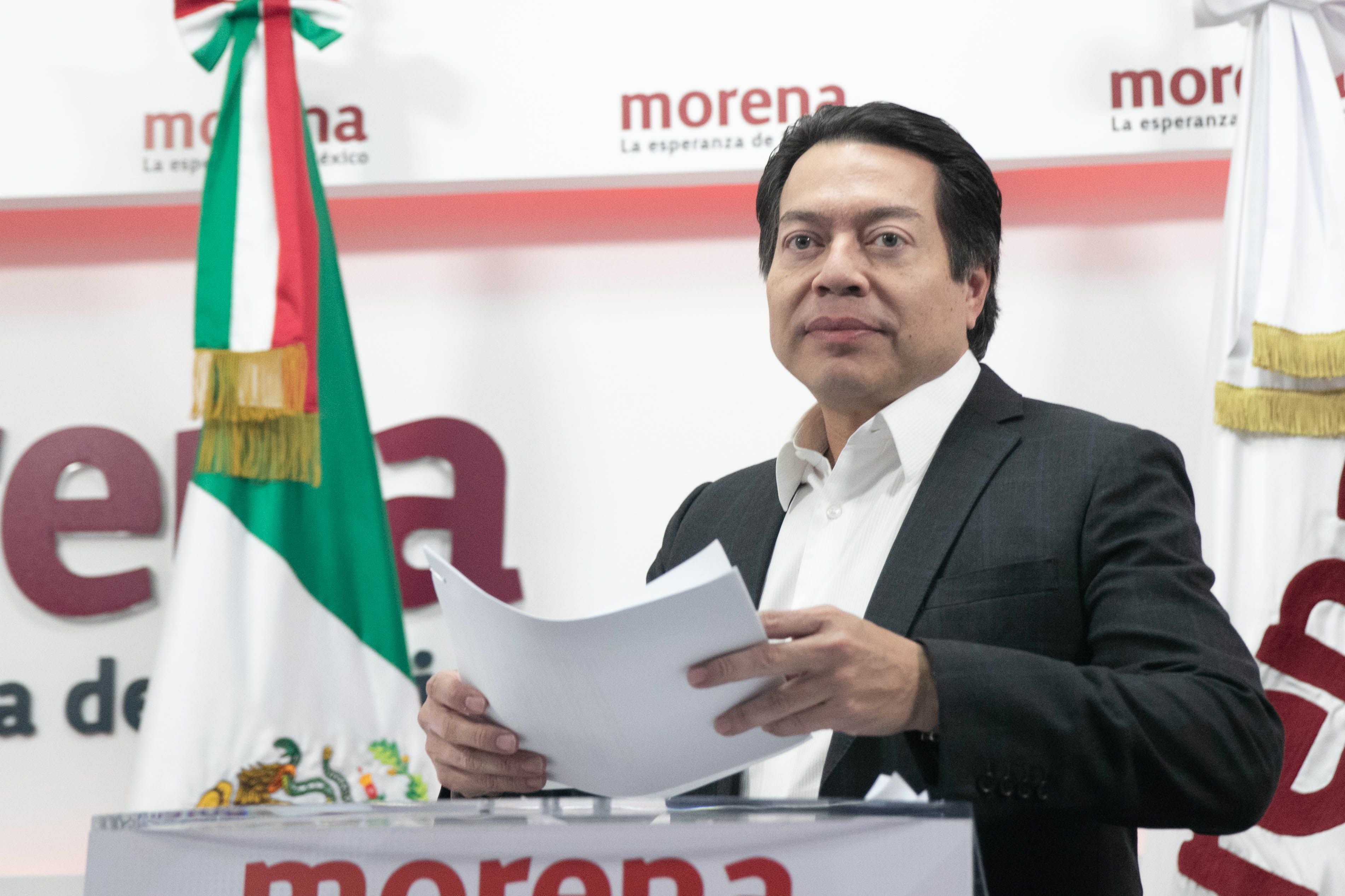Mario Delgado celebró que Meta eliminara cientos de cuentas falsas que infringían las políticas de Morena. 
