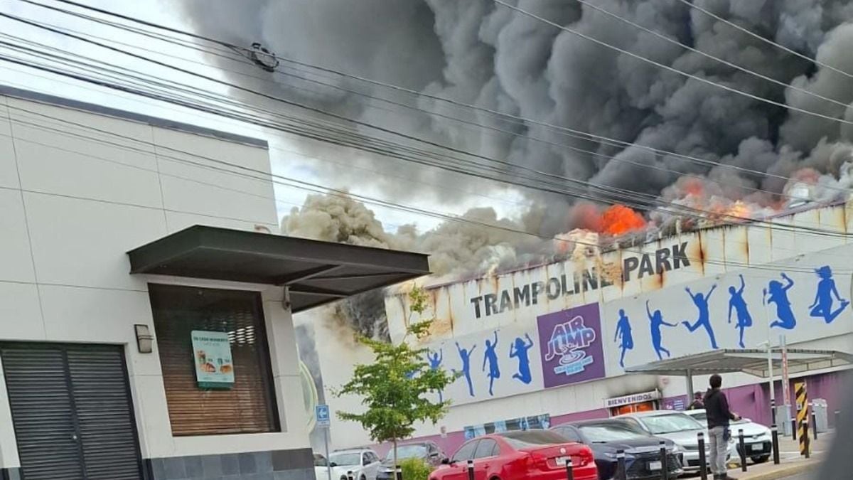 Hasta el momento no hay reporte de lesionados o víctimas por el incendio en Culiacán. 