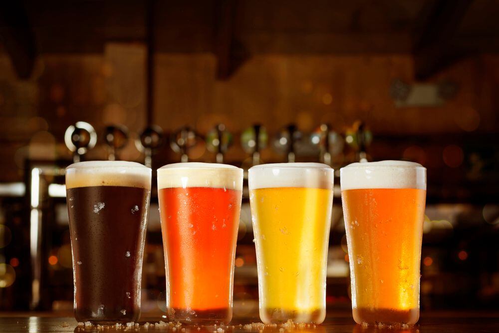 ¿La cerveza en verdad hidrata el cuerpo cuando hace calor?