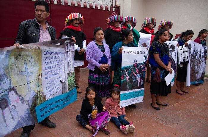 La organización 'Las Abejas' recordó que desde 1995, indígenas tzotziles denunciaron agresiones de grupos paramilitares. (EFE)
