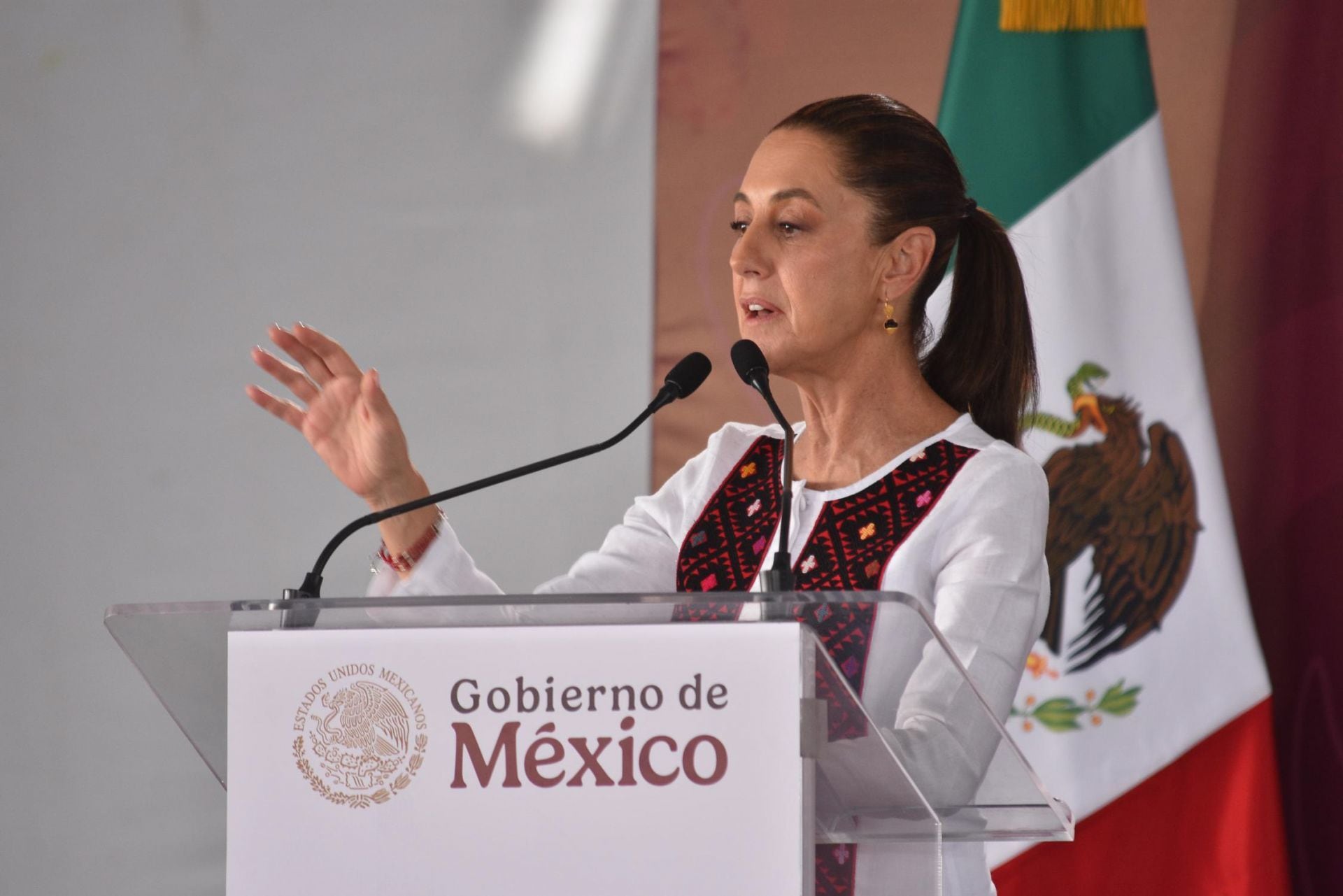 La presidenta Claudia Sheinbaum atenderá a los inconformes con la Ley del ISSSTE. (FOTO: TOÑO AGUILAR/CUARTOSCURO)