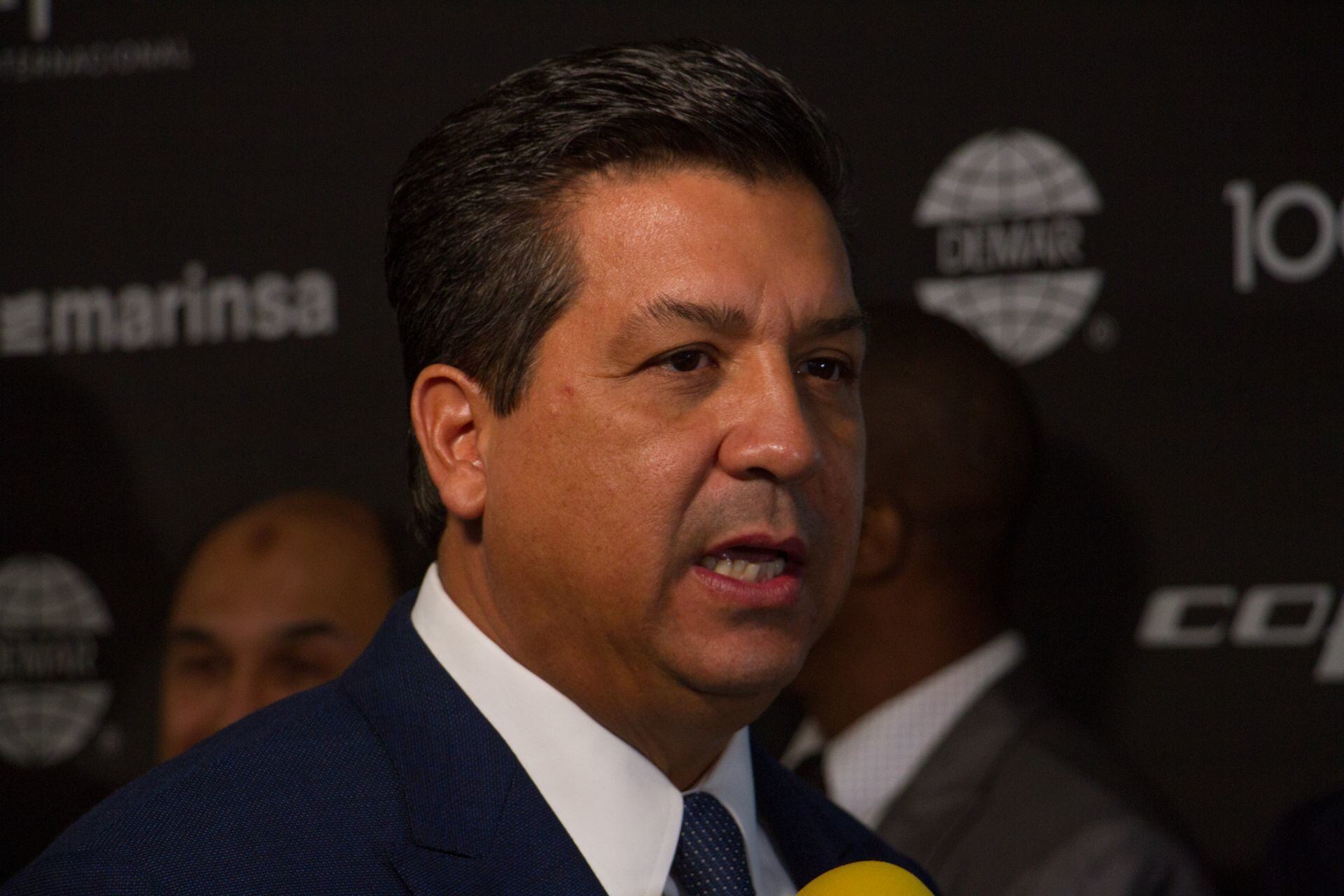García Cabeza de Vaca pide a Texas reconsiderar ‘inspecciones entusiastas’ a camiones mexicanos
