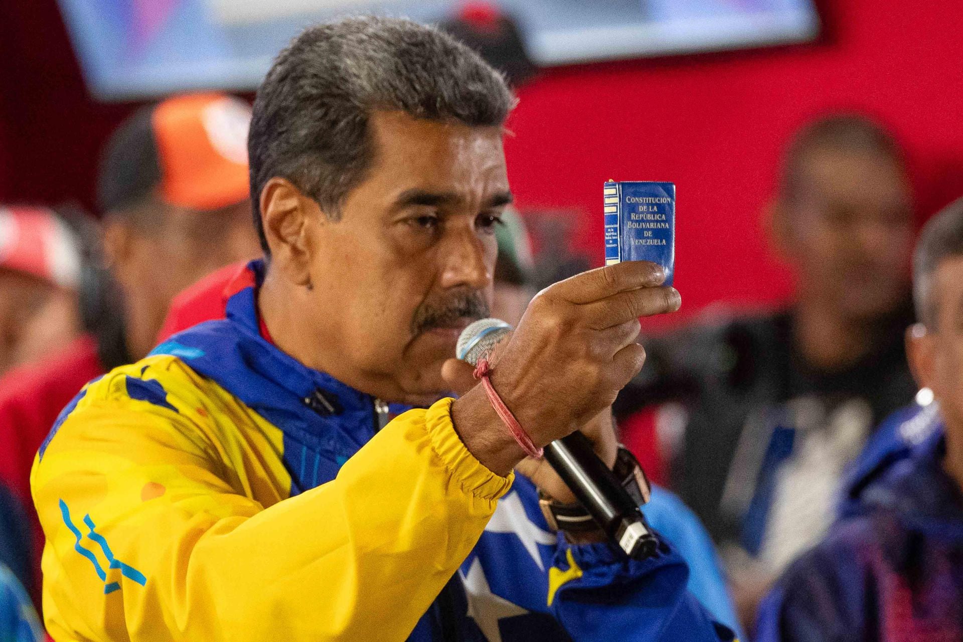 ‘¿Nicolás (In)Maduro?’ Corre de Venezuela a embajadores que no reconocieron su triunfo presidencial