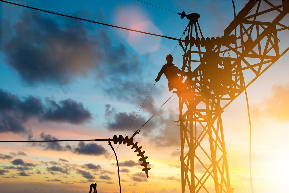 Reforma eléctrica: Empresas de EU y Canadá preparan demandas, advierte Coparmex
