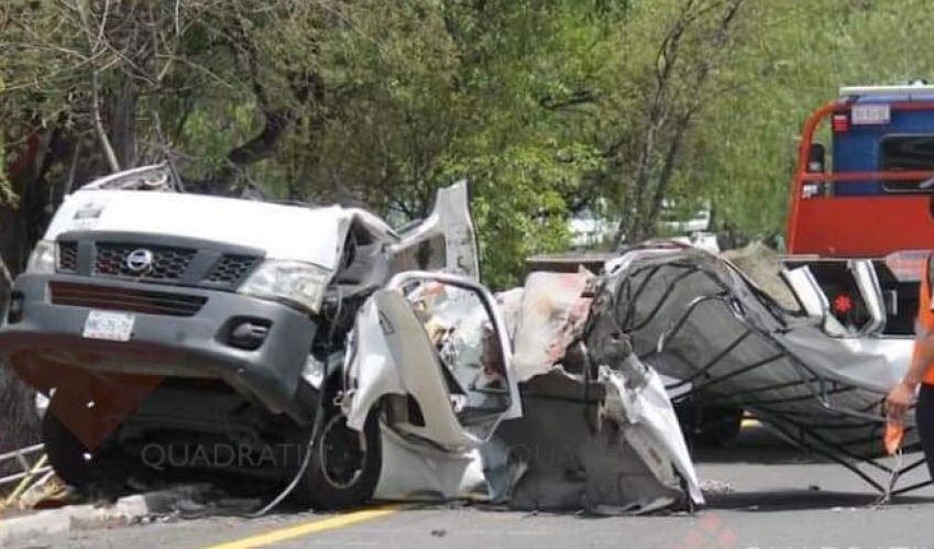 Accidente en la México-Querétaro deja al menos 12 muertos y 3 heridos