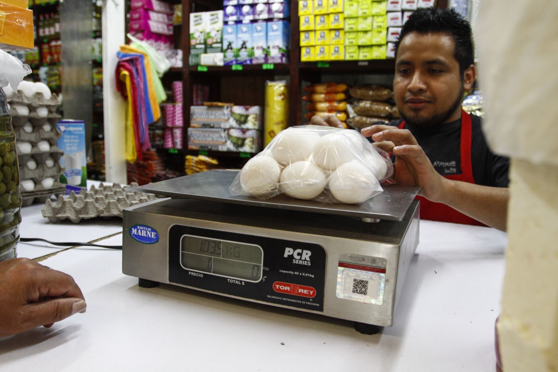 Llévele, llévele: ¿Dónde venden más barato el kilo de huevo, según la Secretaría de Economía?