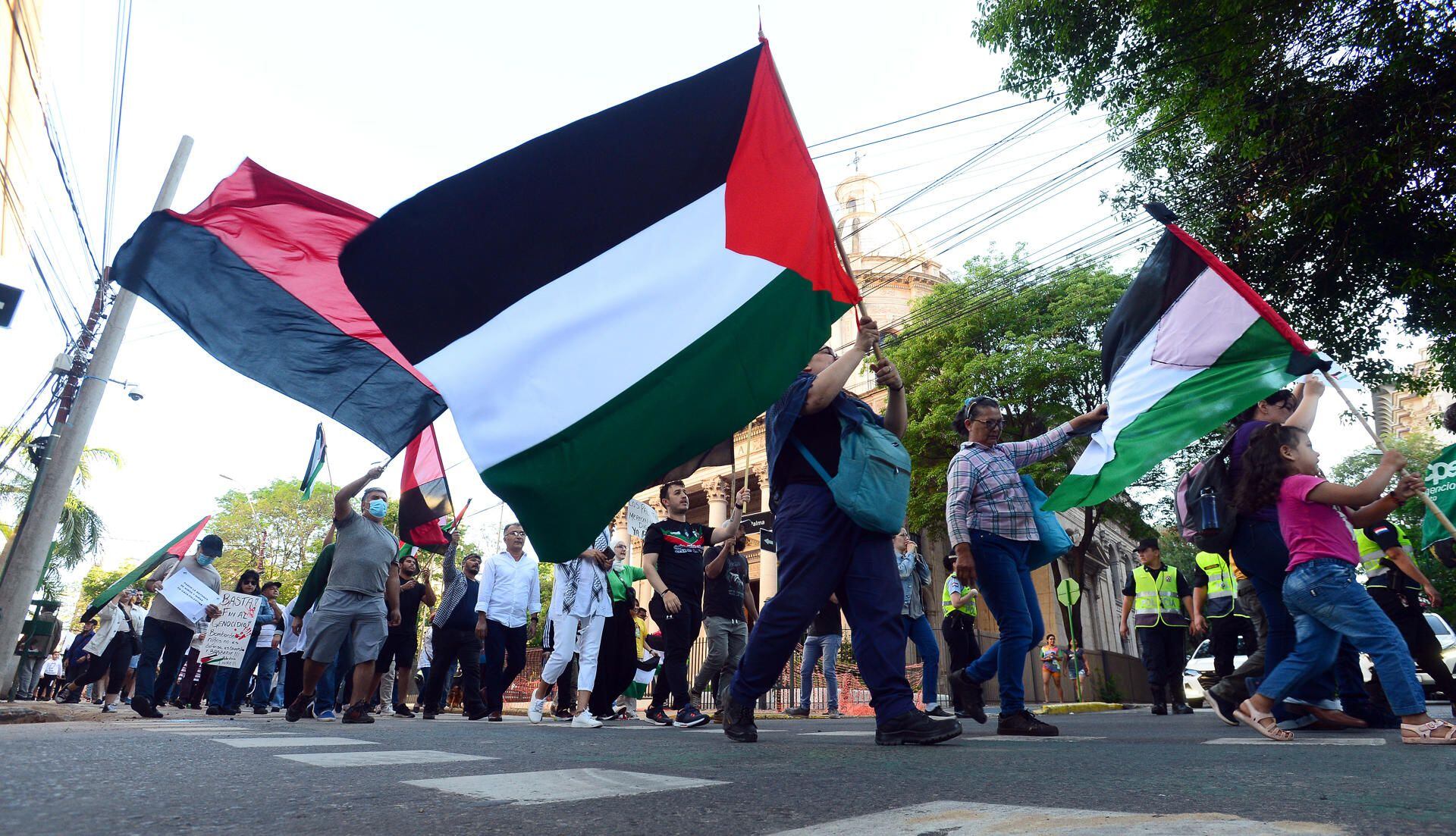 Sindicatos exigen a AMLO ‘romper’ con Israel por ataque a Gaza: ‘México no debe guardar silencio’