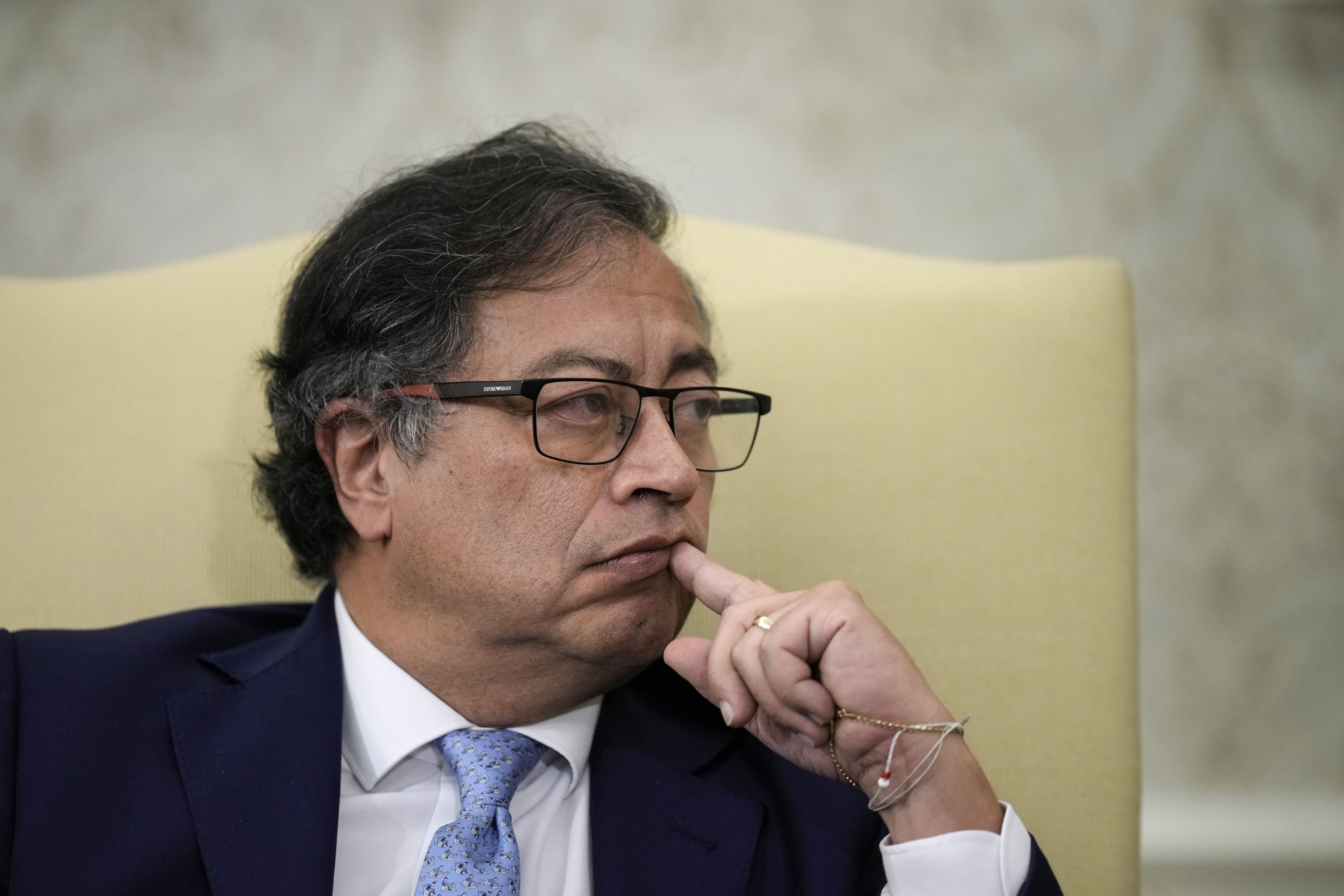 Gustavo Petro ‘estropea’ primera reunión de Gabinete televisada: ‘La cocaína no es más mala que el whisky’