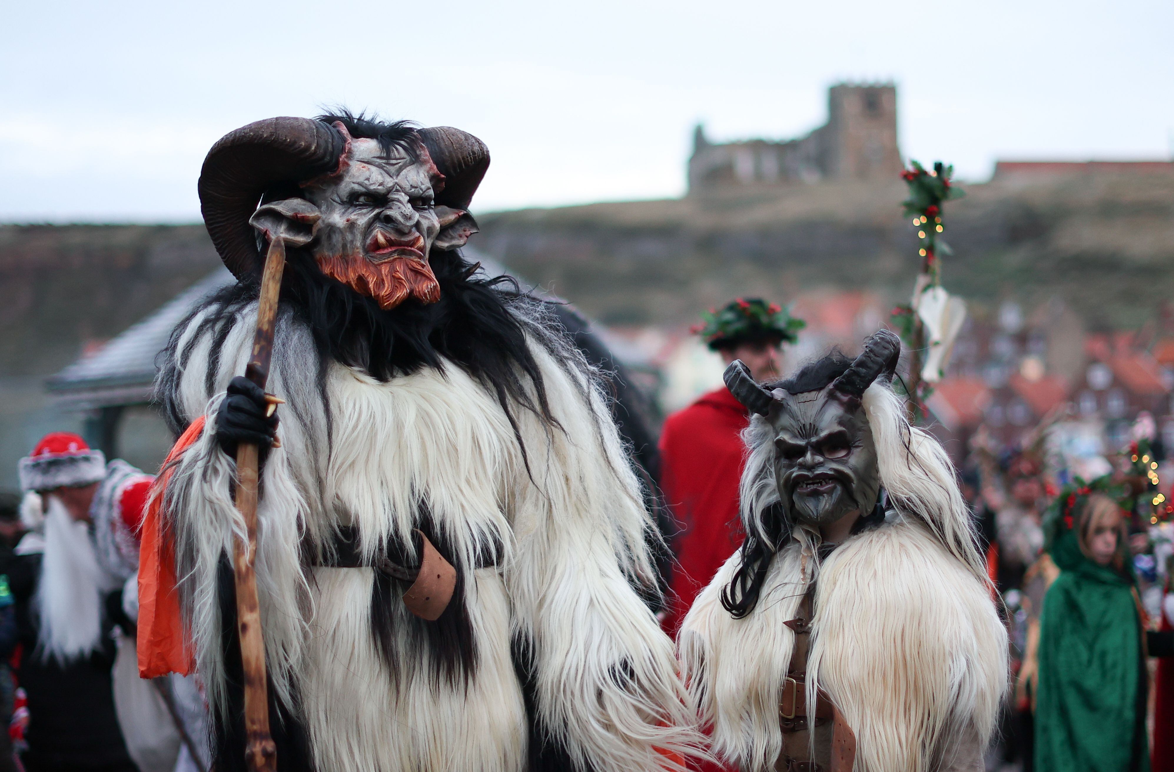 Conocido como el 'demonio de la Navidad', Krampus tiene la apariencia de un macho cabrío antropomorfo o un hombre de las nieves con garras y cuernos. 