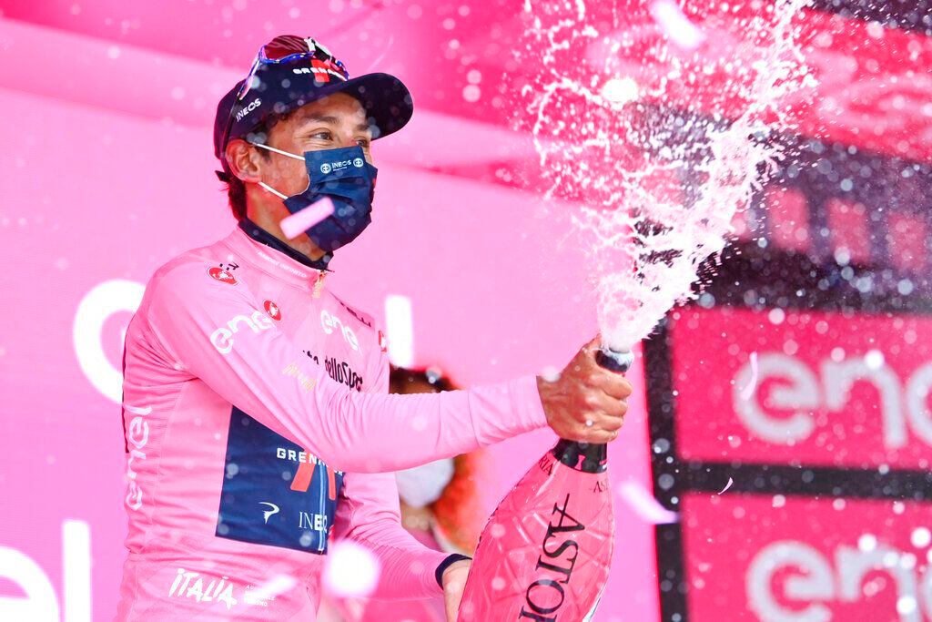 Egan Bernal se lleva novena etapa del Giro de Italia