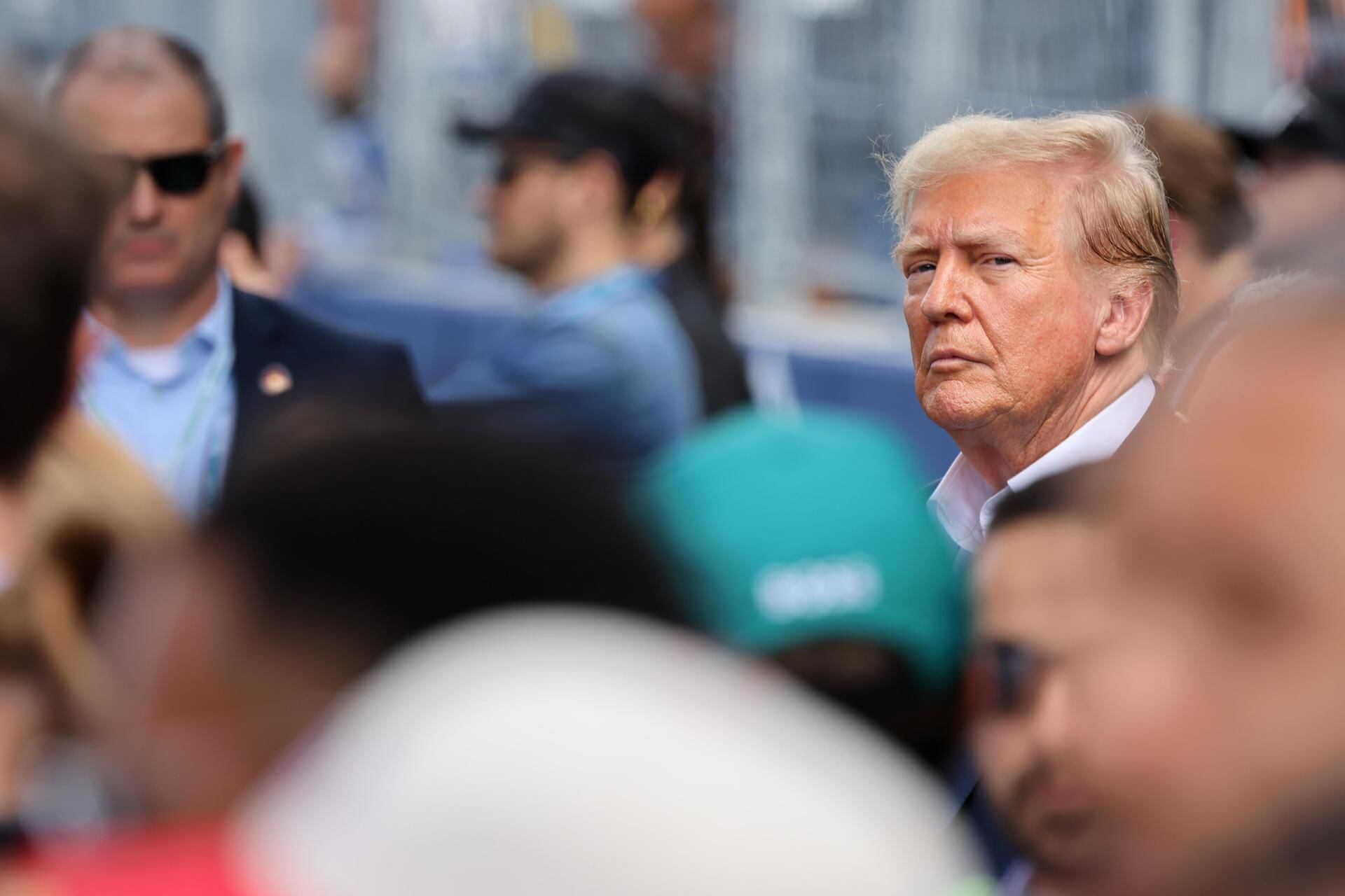 Donald Trump estuvo en el Gran Premio de Miami 2024. El expresidente enfrenta un juicio en Nueva York. (Foto: EFE).