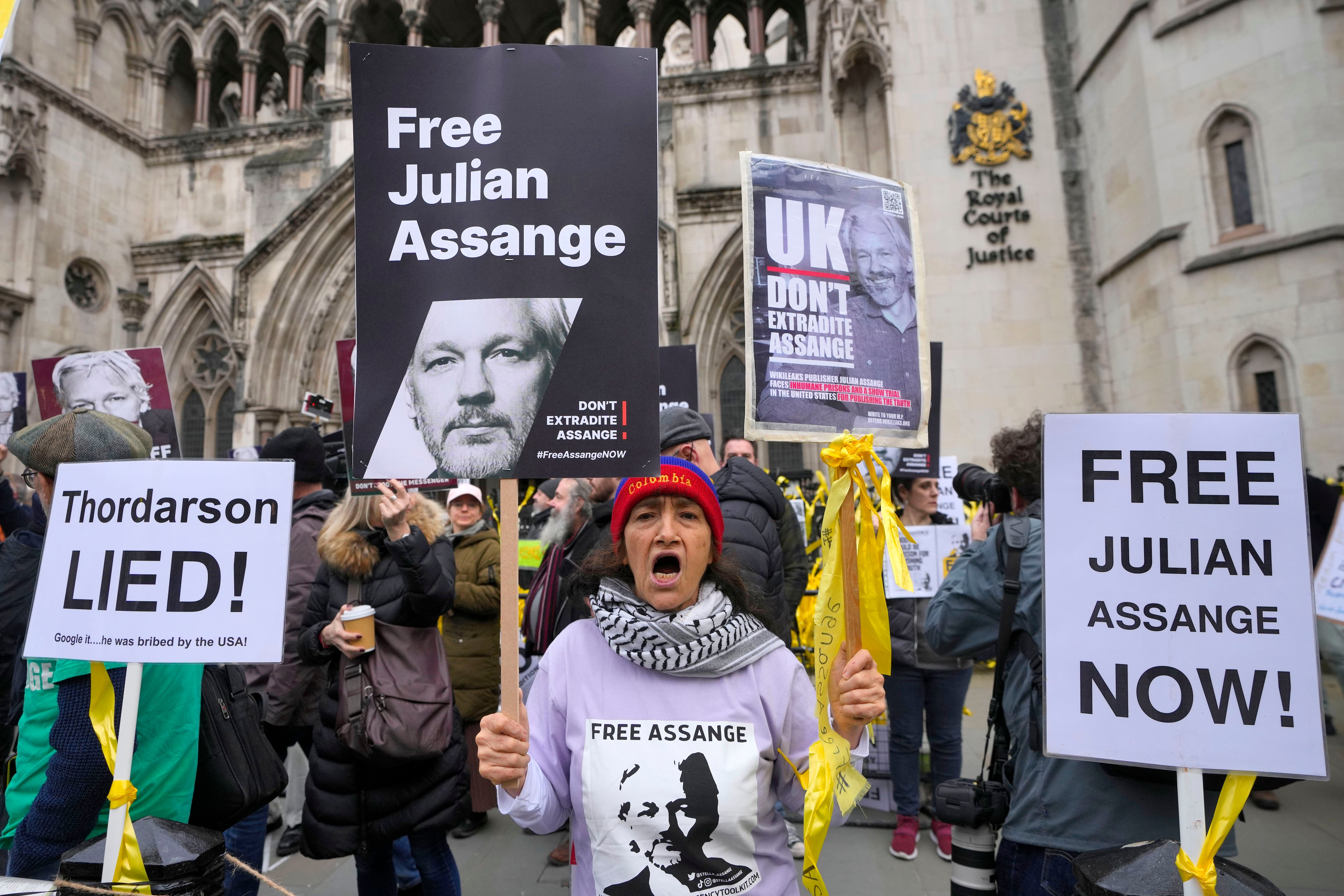 ¿Assange será extraditado? Abogados acusan persecución política vs. fundador de WikiLeaks