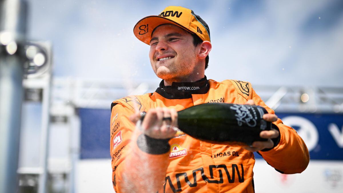 ¡Otro mexicano en el podio! Pato O’ward hace un ‘Checo’ y finaliza 2° en inicio de Indycar 2024