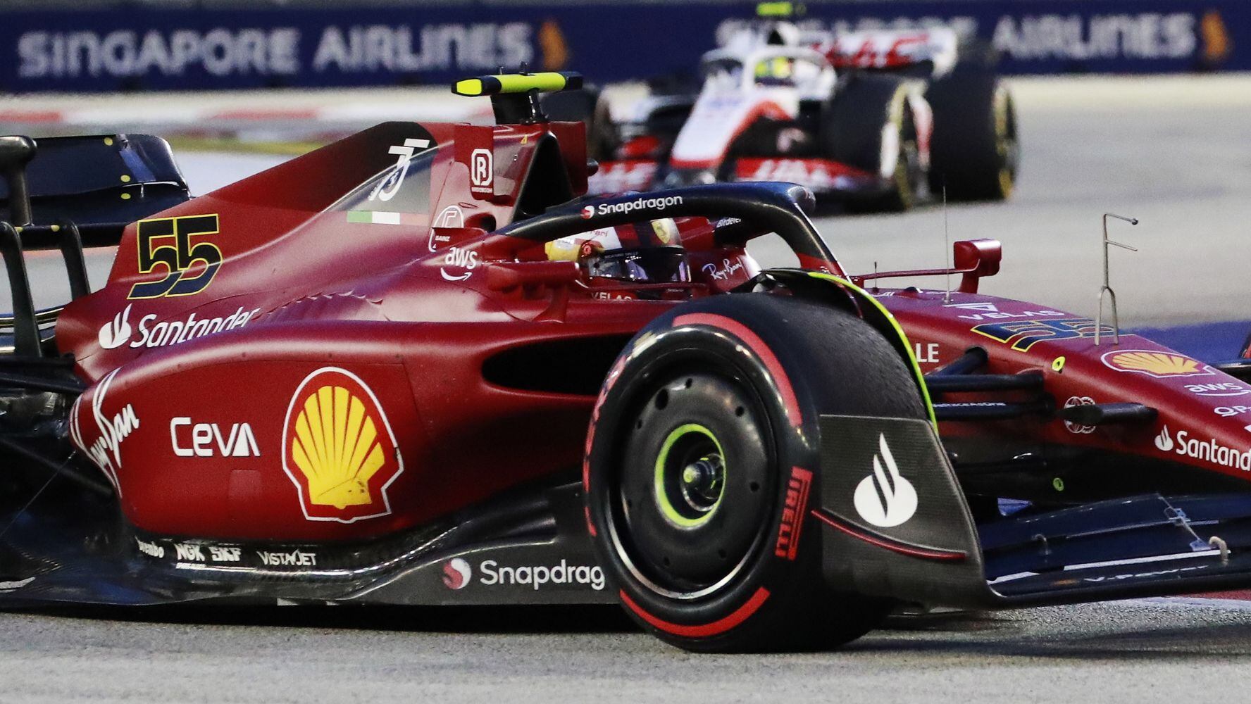 GP de Singapur: Ferrari encabeza segundas prácticas libres; ‘Checo’ Pérez termina noveno