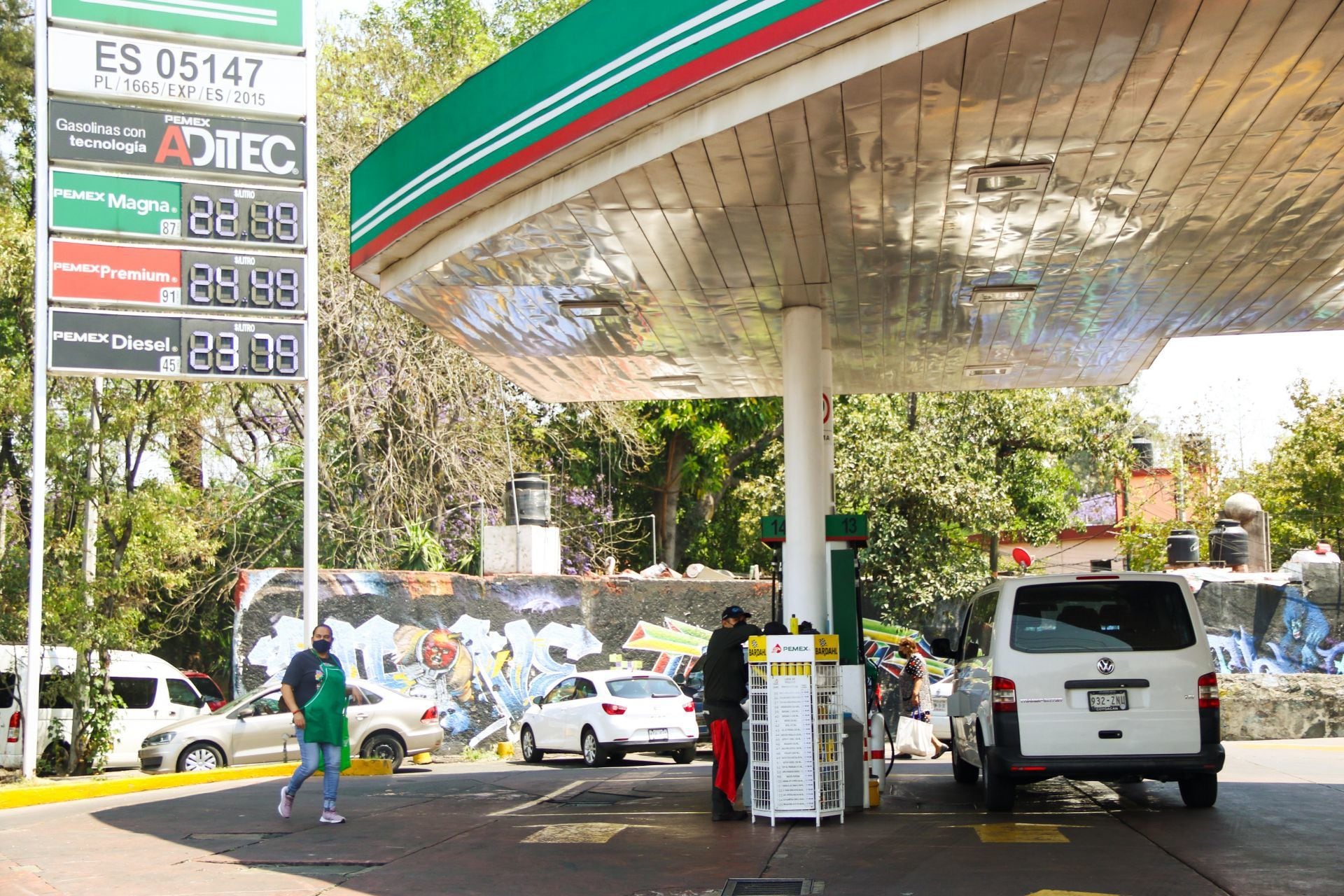 Gasolina Premium tendrá el menor apoyo fiscal en primera semana de octubre: Hacienda