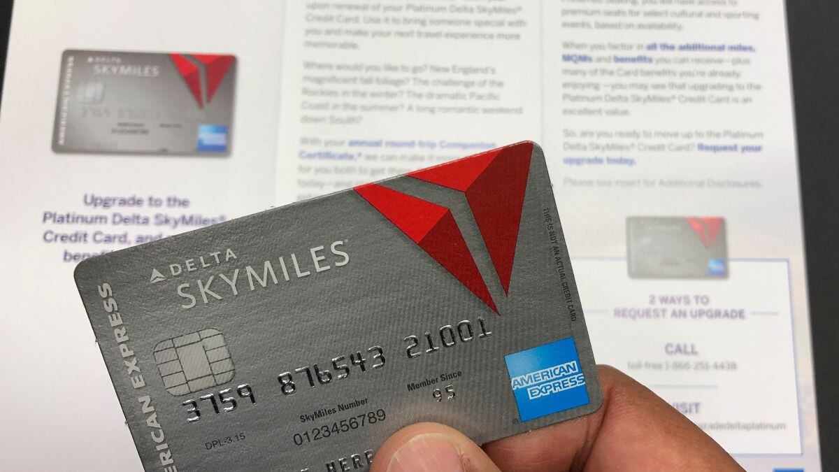 American Express y Delta presenta tarjetas de crédito con más beneficios... pero cuotas más altas