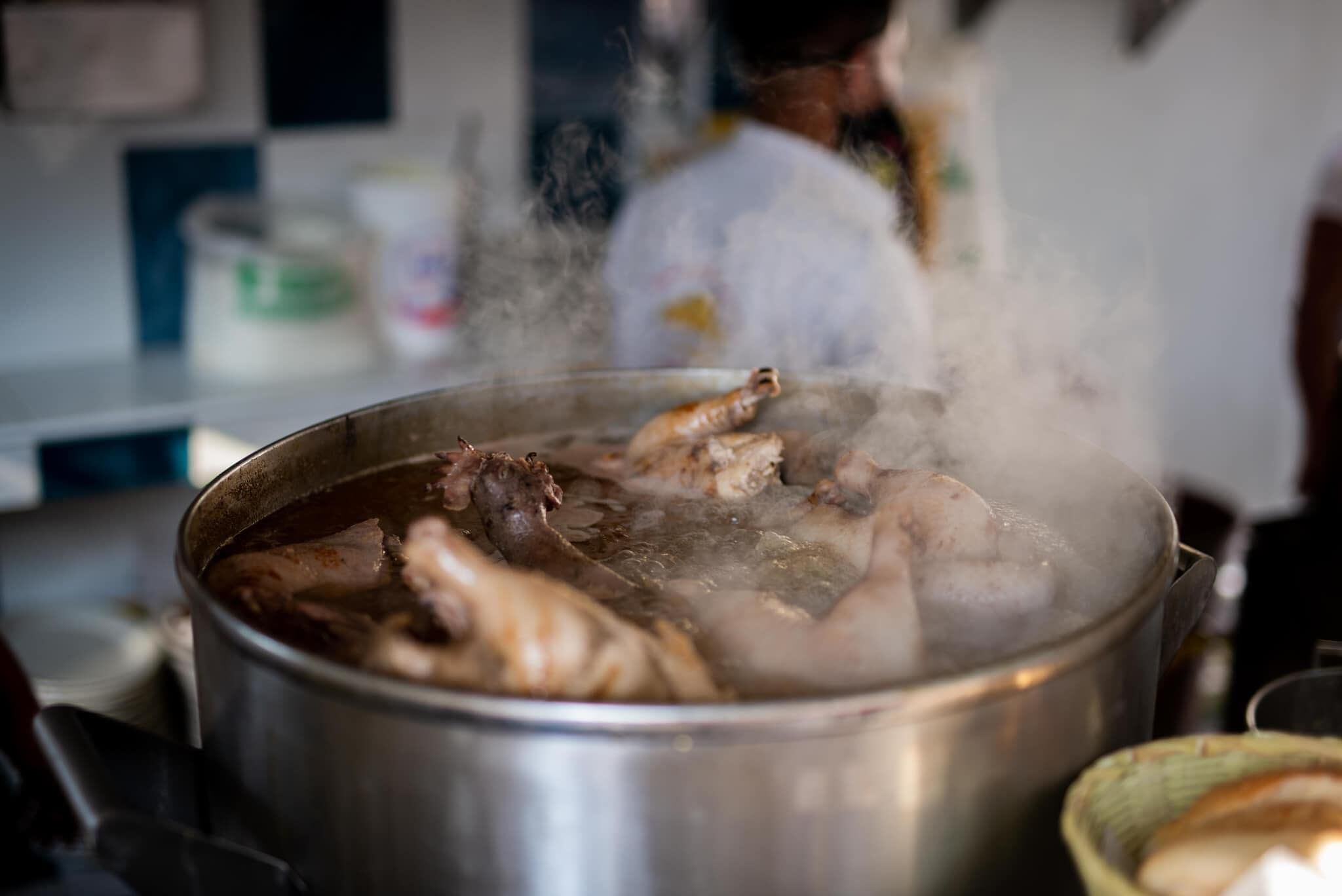 Caldos de Gallina y Enchiladas Luis se encuentra abierto todos los días de la semana. (Foto: Facebook / @Caldos De Gallina 