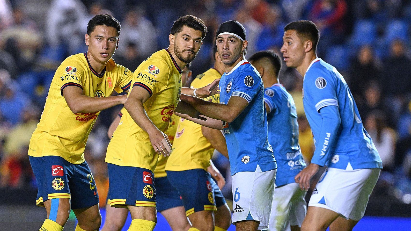 América y Cruz Azul se enfrentaron en la semifinal del torneo Apertura 2024. (Foto: Mexsport) 