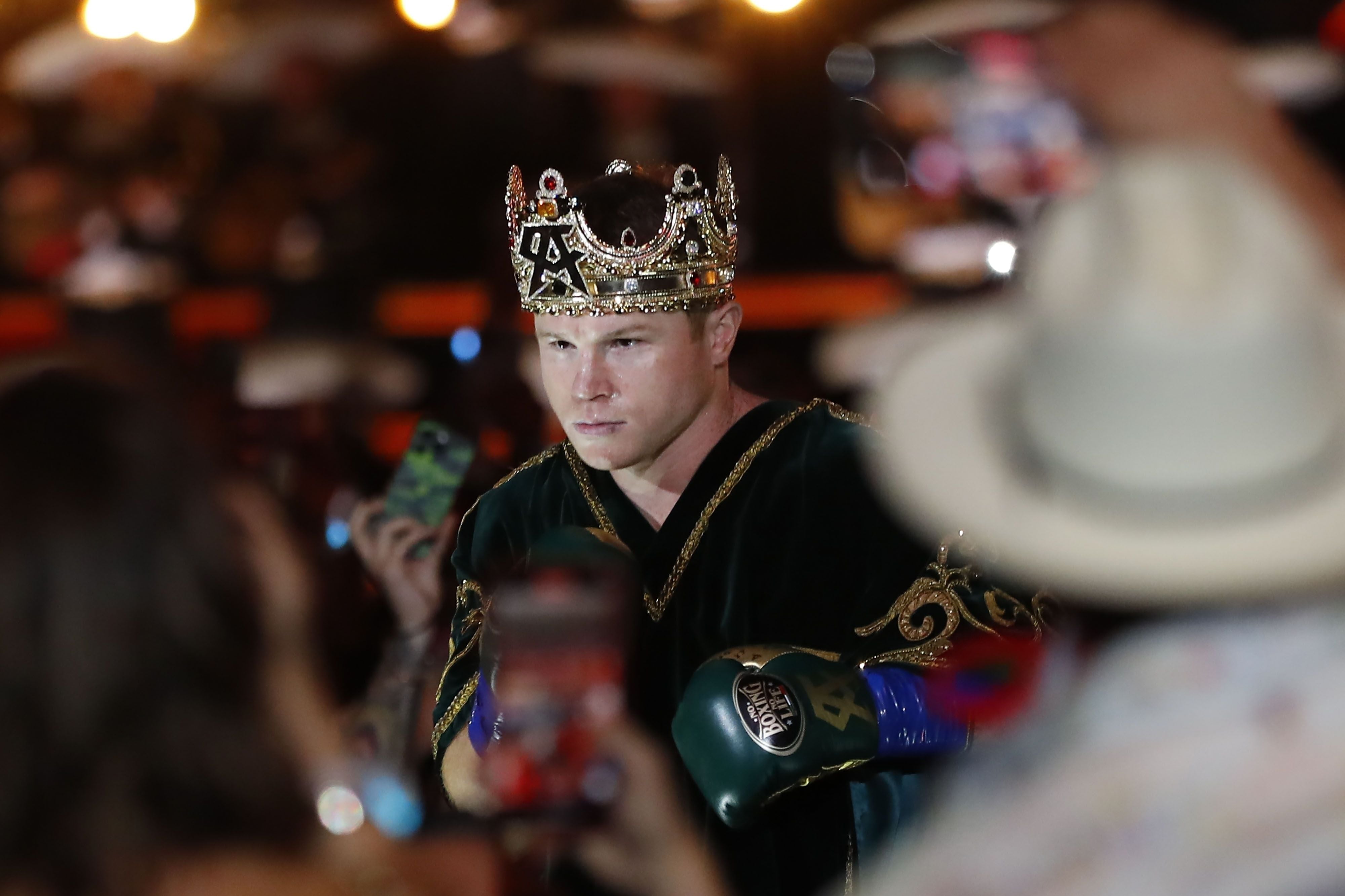 ¡Gana el rey ‘Canelo’ Álvarez!  Se ‘le ceba’ el KO vs. John Ryder