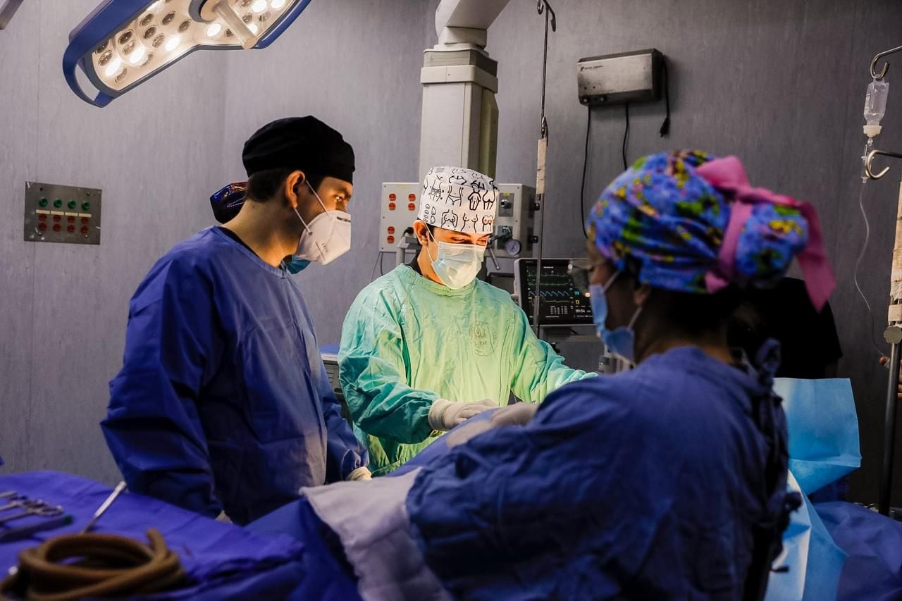 El Hospital Civil de Culiacán facilitó cuatro quirófanos y áreas de recuperación para realizar las intervenciones. (Foto: Gobierno de Sinaloa) 