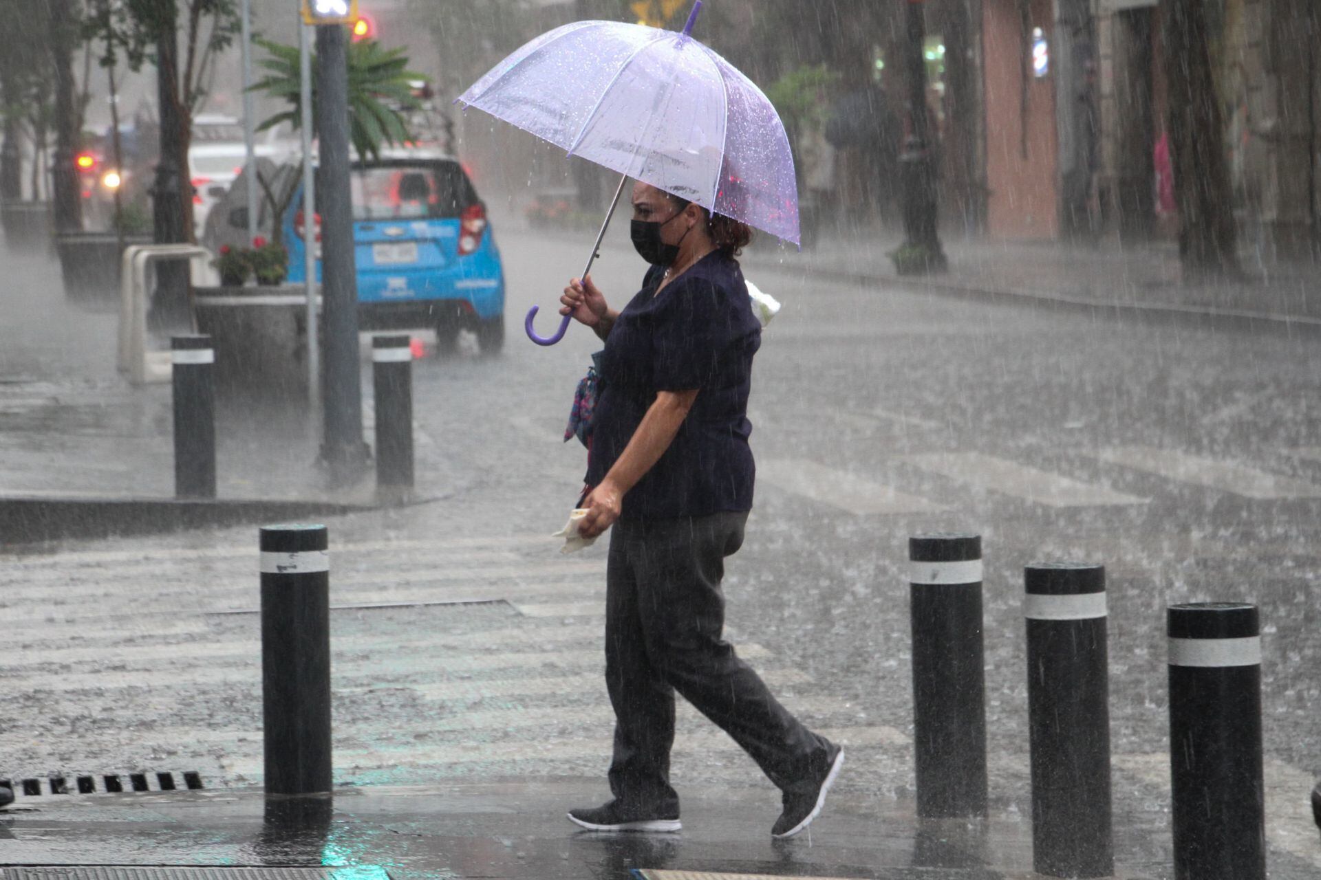 Domingo bajo el agua: Se pronostican lluvias intensas en casi todo México