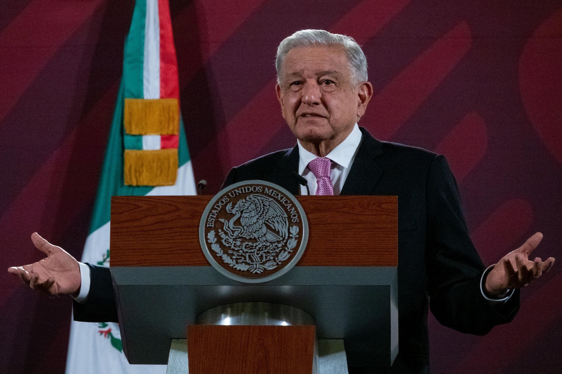 ‘No le pedimos nada’: AMLO critica a EU por ‘freno’ de fondos a México por tráfico de fentanilo